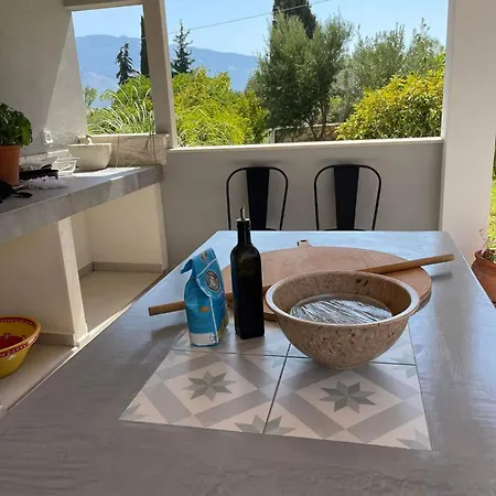 Holiday home Rose Garden *